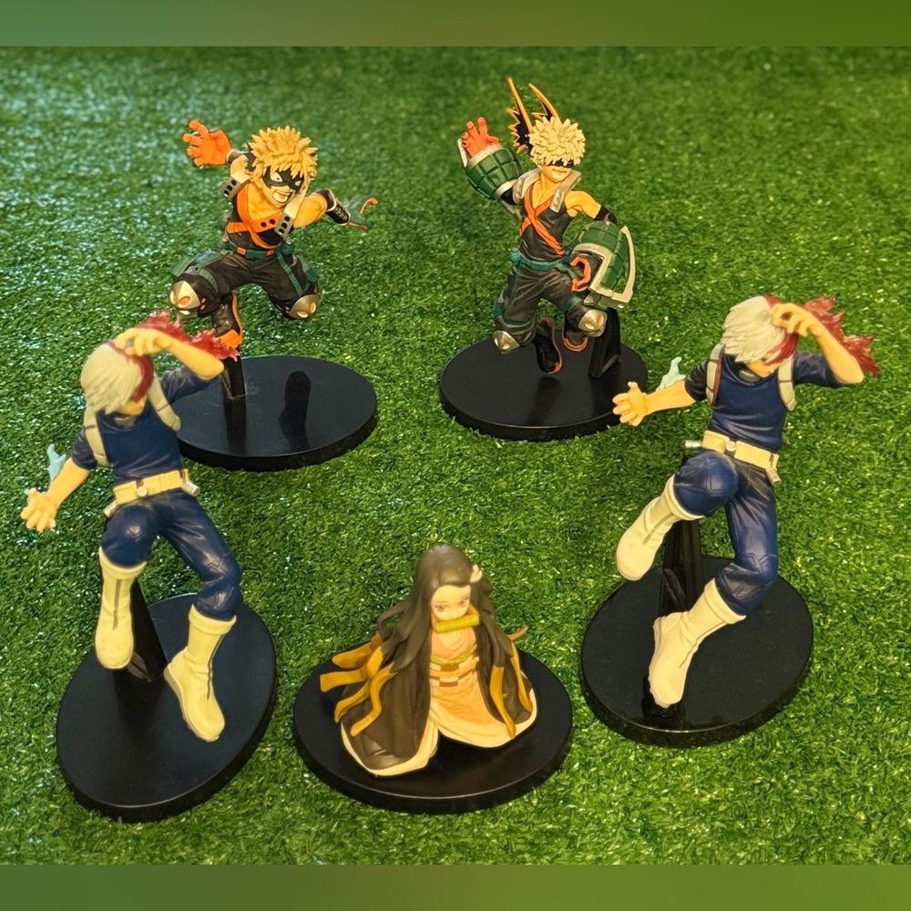 Lot of 5 My Hero Academia: The Amazing Heroes
